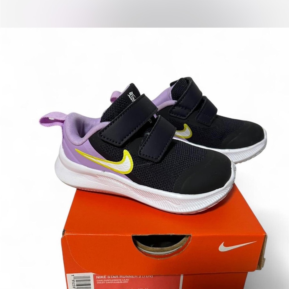 Nike Kids Black & Purple Sneakers with Yellow Swoosh